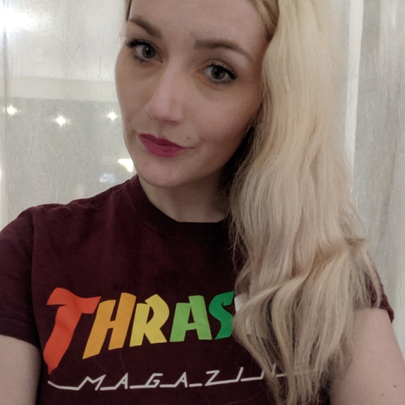 #Thrasher Women's GUC Burgundy Tee - Picture 4 of 4